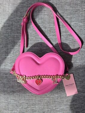 NWT Juicy Couture Bright Pink Heart-Shaped Crossbody Bag with Charm Chain